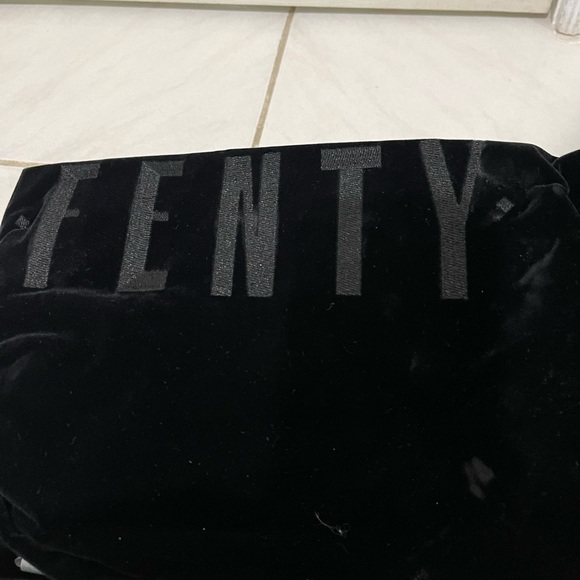 Fenty x Puma Sneakers in Black - Picture 2 of 2